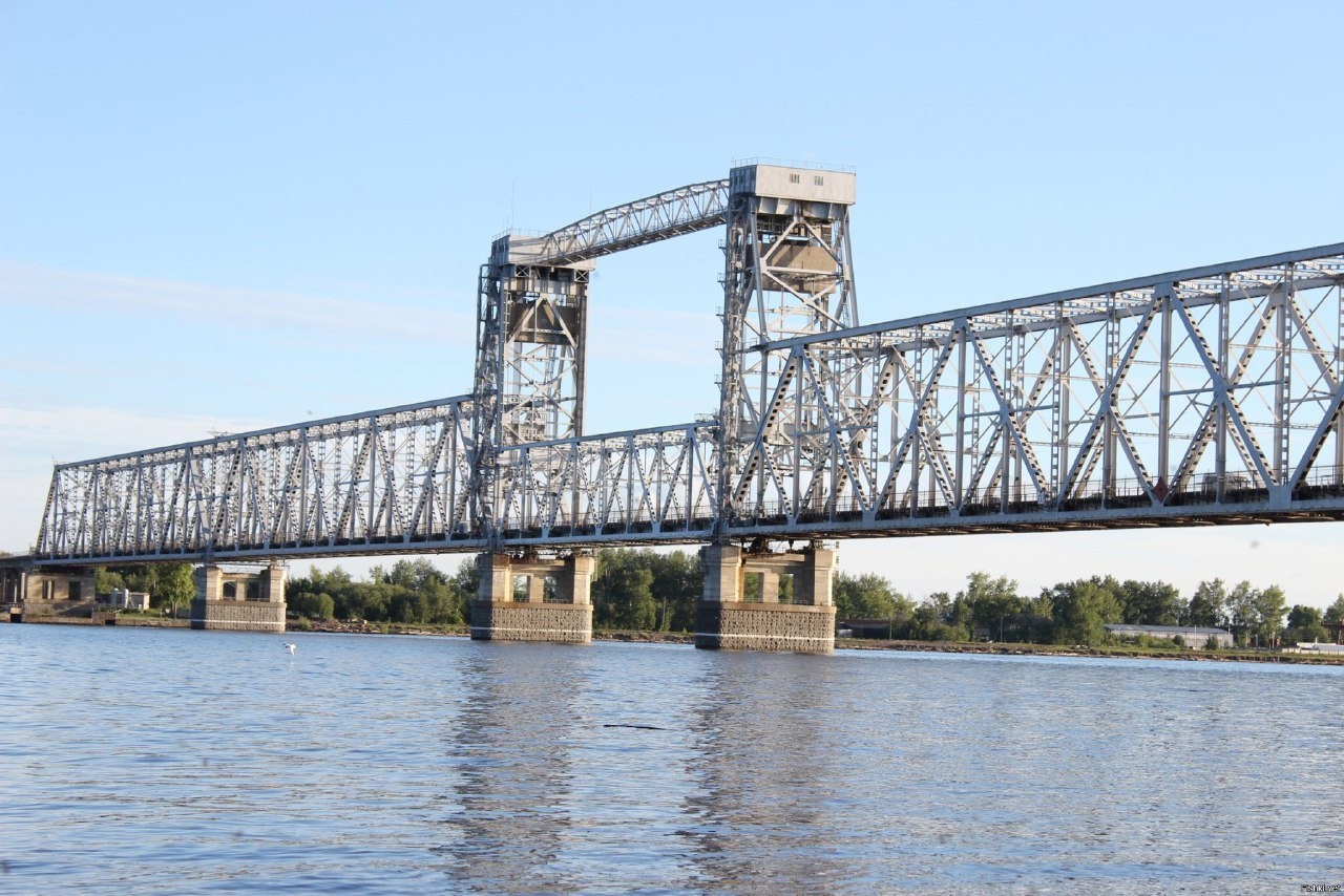 Северодвинский мост будет закрыт для движения автомобилей с 15 по 22 мая.