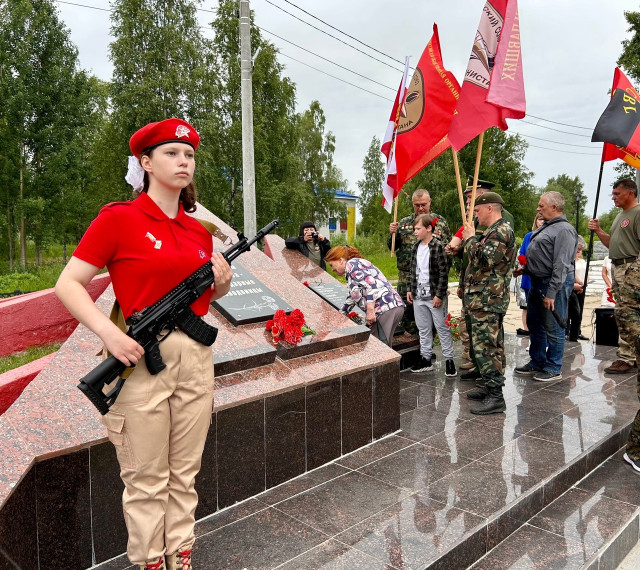 В Новодвинске прошёл митинг в честь Дня ветеранов боевых действий.